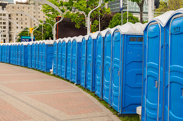 Best Deluxe Portable Toilet Rental  in Poquoson, VA